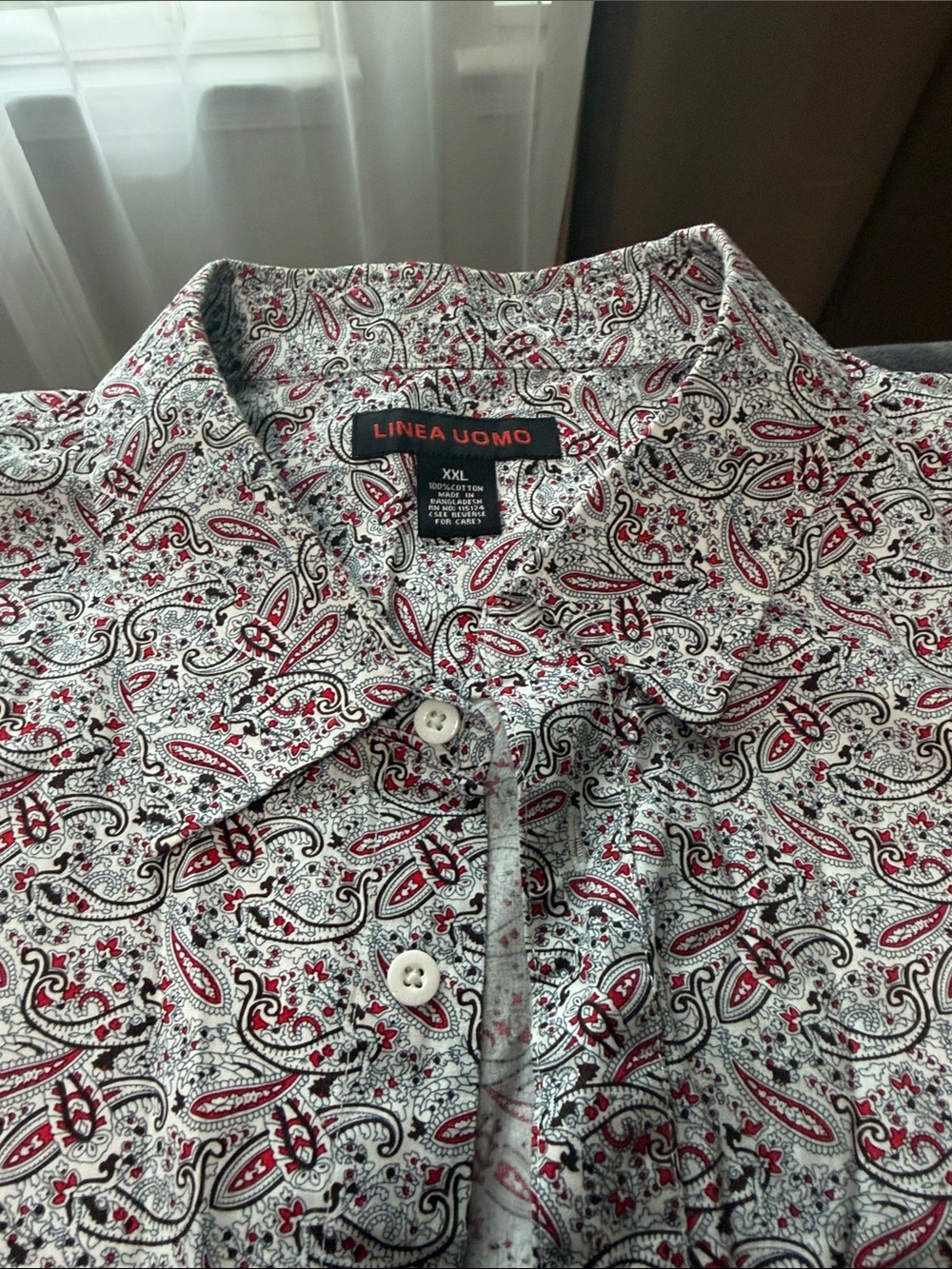 Linea Uomo Men’s paisley red, black, and white 2 piece set
